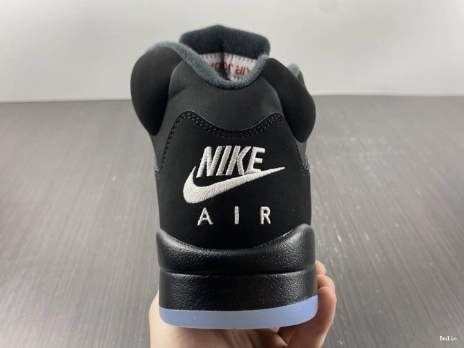 Bmlin 845035-003 5 Jordan Black Retro Metallic (2016) 0819